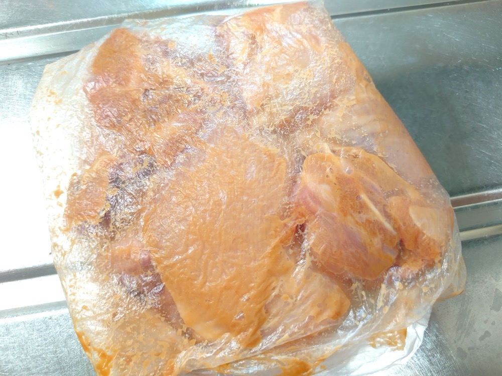 Aを混ぜ合わせ、1に揉み込む。