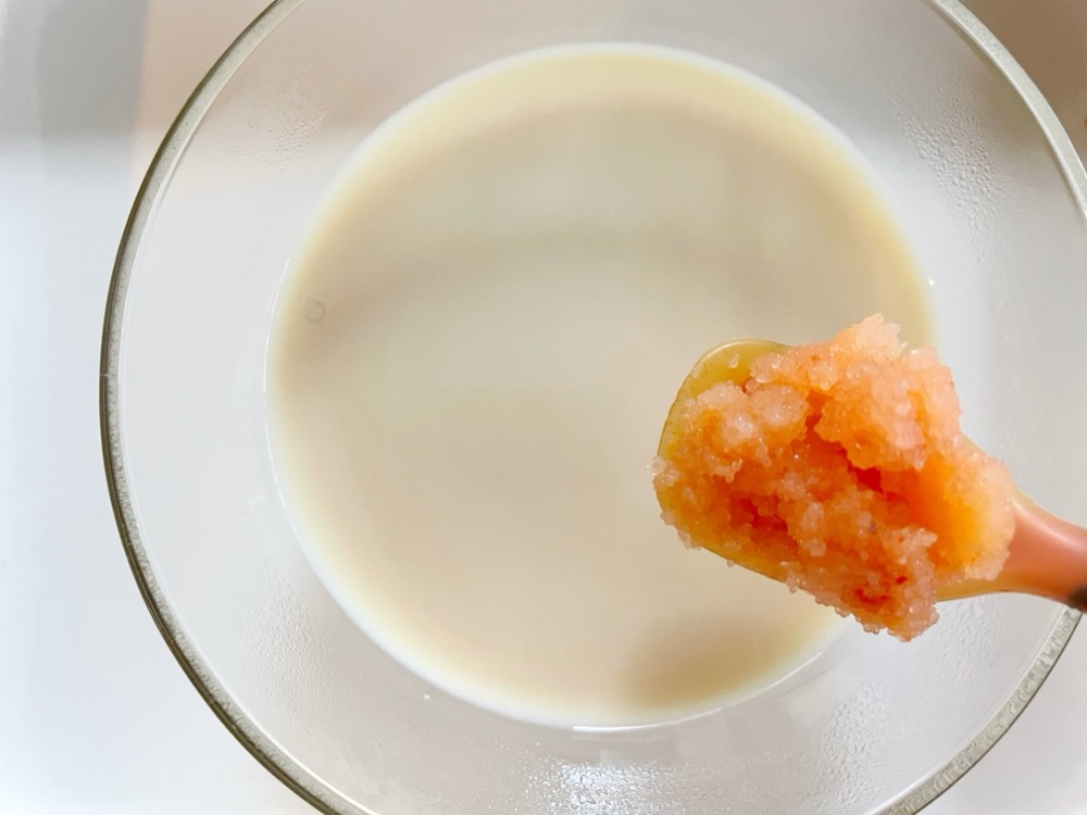 最後にトッピングする分を残し、たらこを2に混ぜる。